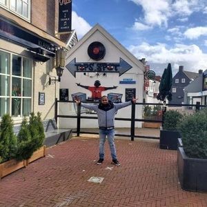 Meet your Posher, Chad